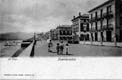 MALECÓN. PASEO BUTRÓN. PLAYA. PUERTO. VILLAS. GENTE: AL FONDO LA IGLESIA