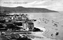 VISTA DESDE EL CASTILLO DE CARLOS V: LA MARINA. MIRAMAR. PUERTO. MALECON (Pº BUTRÓN). HOTEL PEÑÓN. BARCOS. (1908)