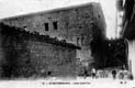 CASA ECHEVESTE DE ESTILO GÓTICO. CUNA DEL ARZOBISPO DE ROJAS Y SANDOVAL. HOY HOTEL OBISPO. CASA HISTÓRICA. CALLE OBISPO: GENTE
